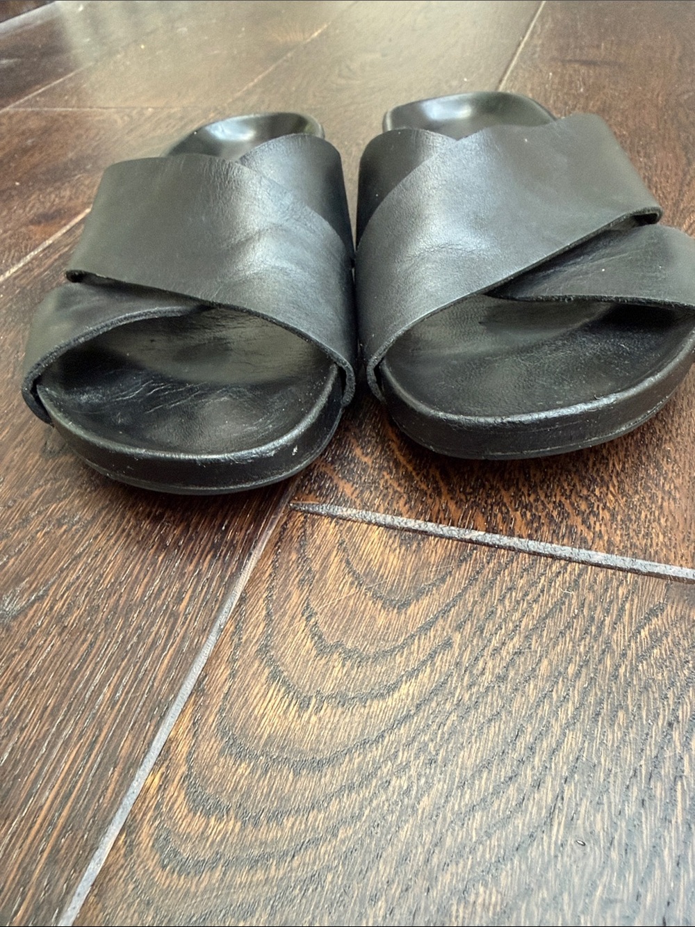 Everlane The Form Crossover Strap Leather Sandals - Black, Size 10 - Picture 6 of 8
